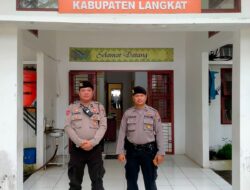 Personel Sat Samapta Polres Langkat Laksanakan Pengamanan di Kantor KPUD Kabupaten Langkat
