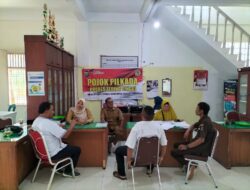 Pojok Pilkada, Polsek Padang Hulu Polres Tebing Tinggi Berikan Arahan di Kantor Lurah Pabatu .