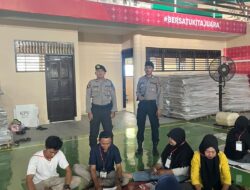 Polres Langkat Lakukan Pengamanan Penyortiran dan pelipatan Kertas Suara Pilkada.