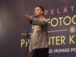 Humas Polres Sergai Mengikuti Kegiatan Pelatihan Presenter Dan Peliputan Kehumasan