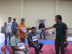 Rekonstruksi Kasus Pembunuhan di Dusun Kampung I, Polsek Padang Tualang Hadirkan 12 Adegan