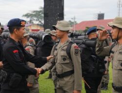 Dansat Brimob Berangkatkan Pejuang Spesialis: Langkah Pagi Menuju Tugas yang Lebih Tinggi