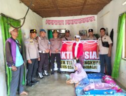 Jumat Berkah Polsek Teluk Mengkudu Polres Sergai Salurkan Bansos pada Kaum Dhuafa & Warga sakit Menahun