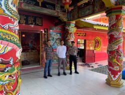 Polres Langkat laksanakan Pengamanan di Vihara Buddha dalam Rangka Peringatan Hari Raya Waisak 2025.