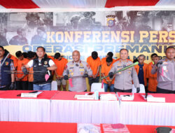POLDA RIAU KONFERENSI PERS PENGUNGKAPAN KASUS PREMANISME/KEJAHATAN JALANAN HASIL OPERASI PEKAT LANCANG KUNING 2025