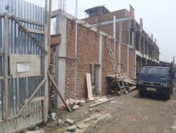 Bangunan Mewah diduga Tanpa Memiliki Plang Persetujuan Bangunan Gedung ( PBG) Berdiri di jalan Perjuangan, Kota Medan.