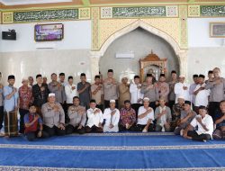 Dekatkan Diri Ke Masyarakat, Kapolres Langkat Laksanakan Jum’at Curhat di masjid Al-khlas