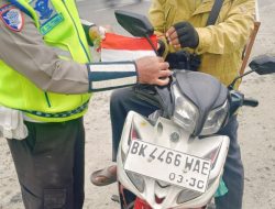 Polantas Menyapa “Sat Lantas ” Polres Serdang Bedagai Kepada Masyarakat Dan Pengemudi Dalam Rangka HUT ke -80