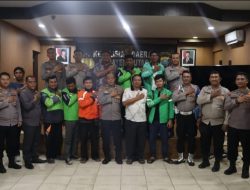 Wujud Solidaritas, Polresta Deli Serdang Bersama Komunitas Ojol Gelar Doa Bersama Atas Wafatnya Pengemudi Ojol Affan Kurniawan