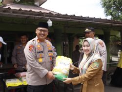 Menjaga stabilitas dan mencegah terjadinya Implasi Polres Langkat secara bertahap terus Salurkan Beras Murah ke Pada Masyarakat.