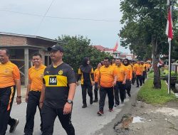 Kapolres Langkat Bersama Anggota Laksanakan Olahraga Pagi dengan Jalan Kaki santai