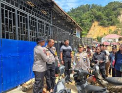 Tiba di Tapteng, Kapolda Sumut Tinjau Langsung Lokasi Banjir dan Longsor Melalui Jalur Udara, Pastikan Bantuan Logistik Perlahan Tersalurkan