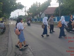 Polsek Kuala Laksanakan Pengaturan Pagi, Kapolres dan Kapolsek Tekankan Pelayanan Humanis kepada Masyarakat