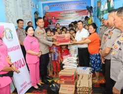 Sambut Natal 2025, Kapolres Tebing Tinggi dan Bhayangkari Anjangsana ke Panti Asuhan Selfan