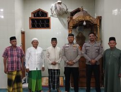 Ramadhan Penuh Berkah, Polres Langkat Gelar Sahur On The Road dan Safari Shalat Subuh