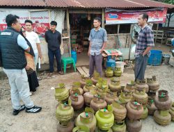 Bersama Diskoperindag, Sat Reskrim Polres Padang Lawas Sidak Pedagang Gas LPG 3 kg, Beberapa Tabung Diamankan!