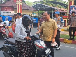 Hari ke-28 Ramadhan, Polres Langkat Kembali Berbagi Takjil untuk Masyarakat