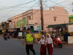 Antisipasi Kemacetan, Polsek Padang Hulu Lakukan Pengaturan Arus Lalulintas