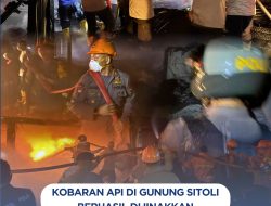 Kobaran Api di Gunung Sitoli Berhasil Dijinakkan! Sinergi Personel Brimob Polda Sumut Bersama Tim Gabungan Selamatkan Kawasan Pertokoan