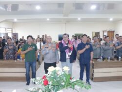 Bunga untuk Keadilan : Hinca Panjaitan Ajak Polres Karo Tebarkan Keharuman Pelayanan
