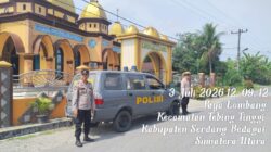 Polsek Tebing Tinggi Pengamanan Shalat Jumat di Masjid Al-Mabbrur Desa Paya Lombang