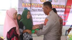 Kapolres Simalungun Turun Langsung, Salurkan Bantuan Kemanusiaan bagi Korban Angin Puting Beliung di Pematang Bandar