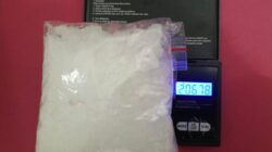 POLRES LABUHANBATU SELATAN MELALUI SAT RESNARKOBA UNGKAP PEREDARAN SABU, DUA TERSANGKA DIAMANKAN DENGAN BARANG BUKTI 206,78 GRAM