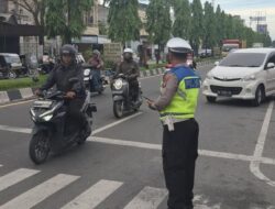 Sat Lantas Polres Langkat Intensifkan Gatur Lalin Pagi, Kapolres Apresiasi Kinerja Personel