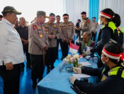 Kapolda Sumut Cek Langsung Pemeriksaan Kesehatan Gratis untuk Warga Samosir