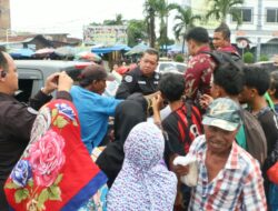 Jumat Berkah, Bid Humas Polda Sumut Berbagi Kasih dengan Sopir, Pengemudi Becak Motor dan Ojol