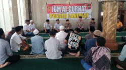 Kapolres Langkat Sambangi Masjid Jamik Al Amin, Serahkan Bansos dan Serap Aspirasi Warga