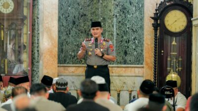 Sholat Jumat di Masjid Raya Al-Mashun, Kapolda Sumut Ajak Masyarakat Perangi Narkoba dan Jaga Kamtibmas