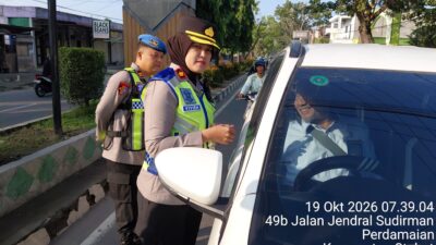 Wakapolres Langkat Pimpin Gatur Lalin Pagi, Hadirkan Pelayanan Nyata bagi Pengguna Jalan